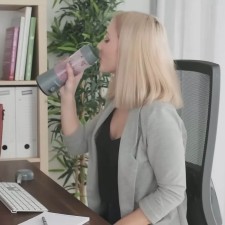 Blender Portable rechargeable via USB - Pratique pour vos smoothies au bureau